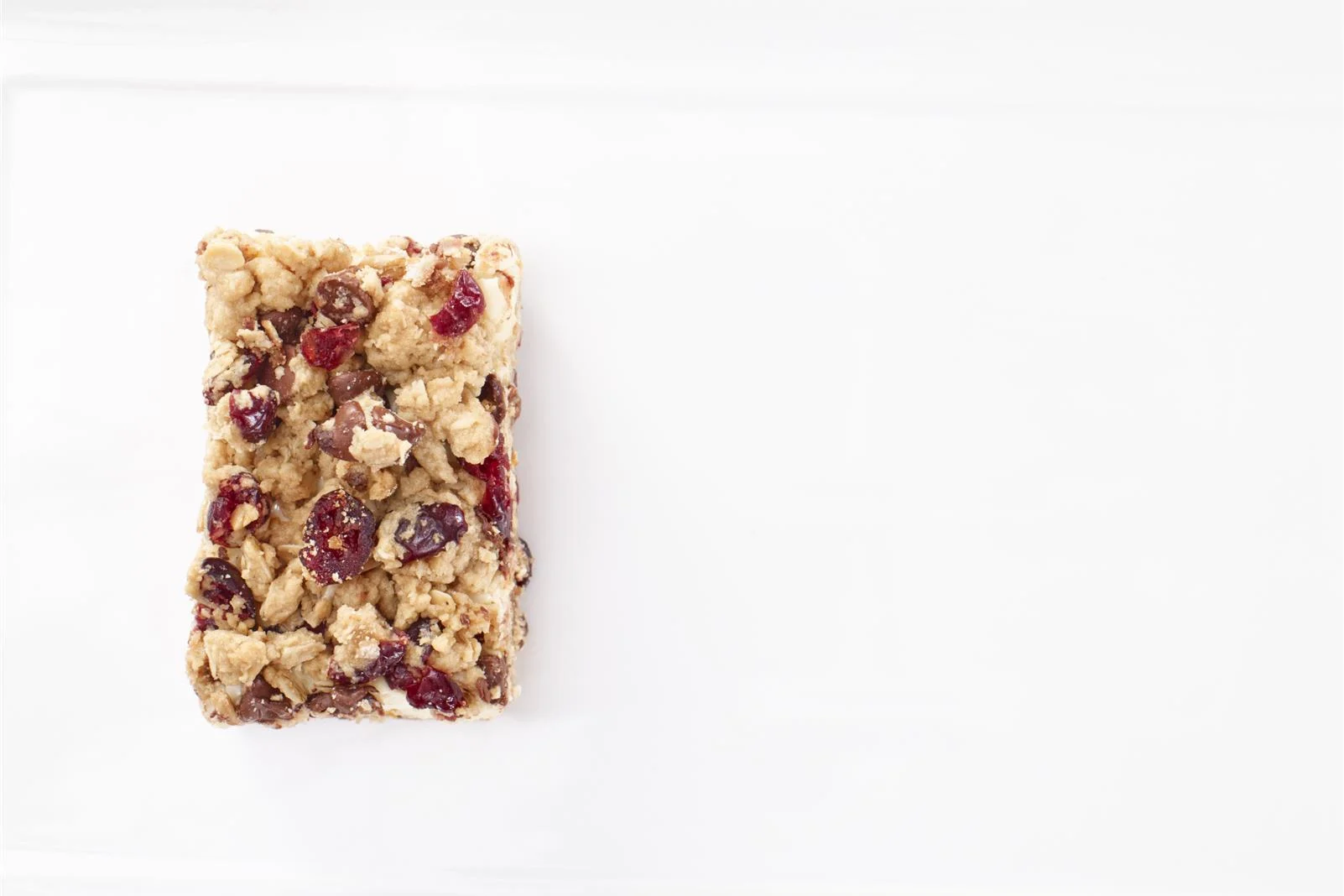 Barres aux cranberries et aux pépites de chocolat